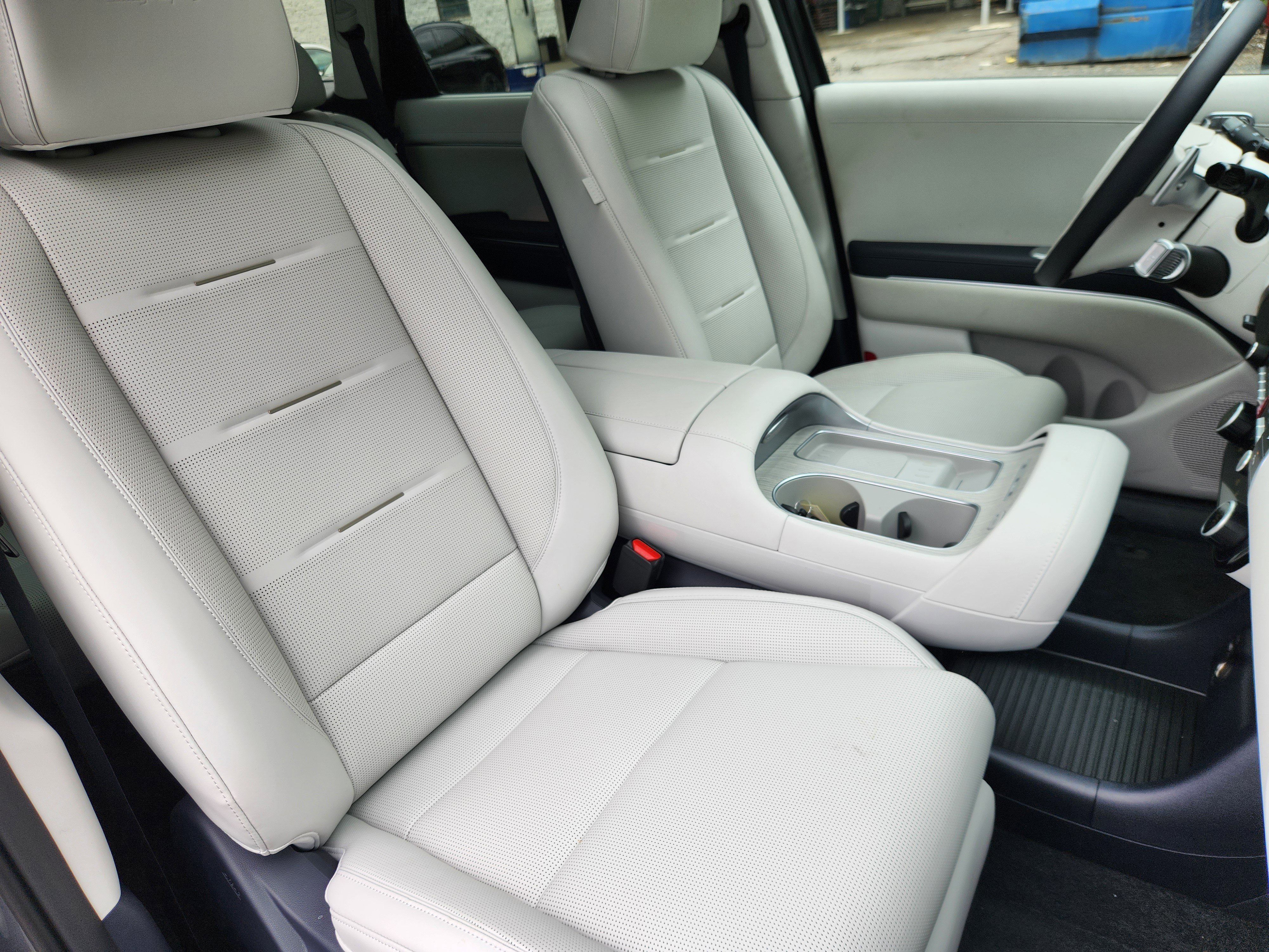Used 2026 Hyundai Palisade Calligraphy AWD/4WD image 15