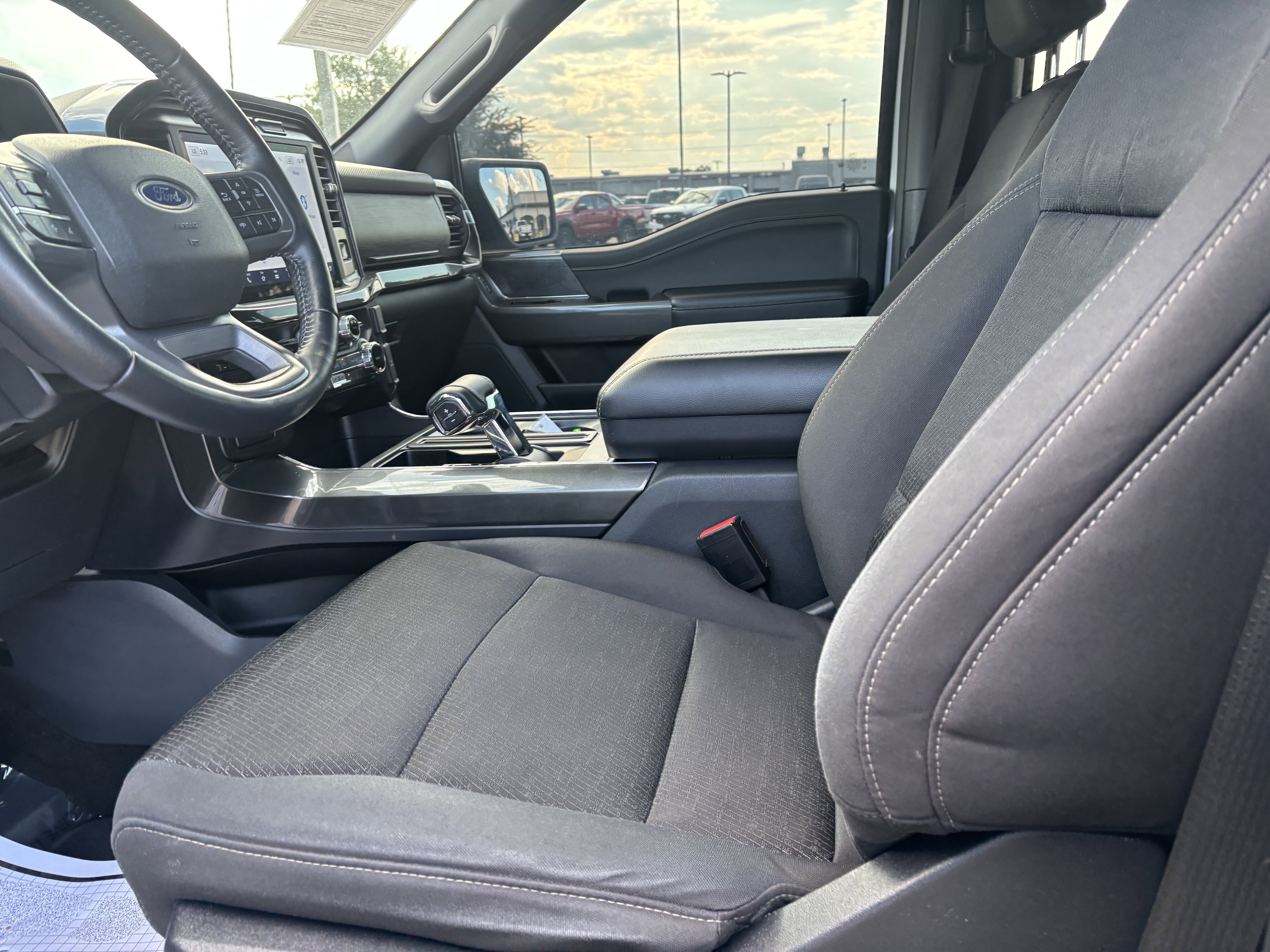 Certified 2022 Ford F150 XLT w/ Equipment Group 302A High image 10