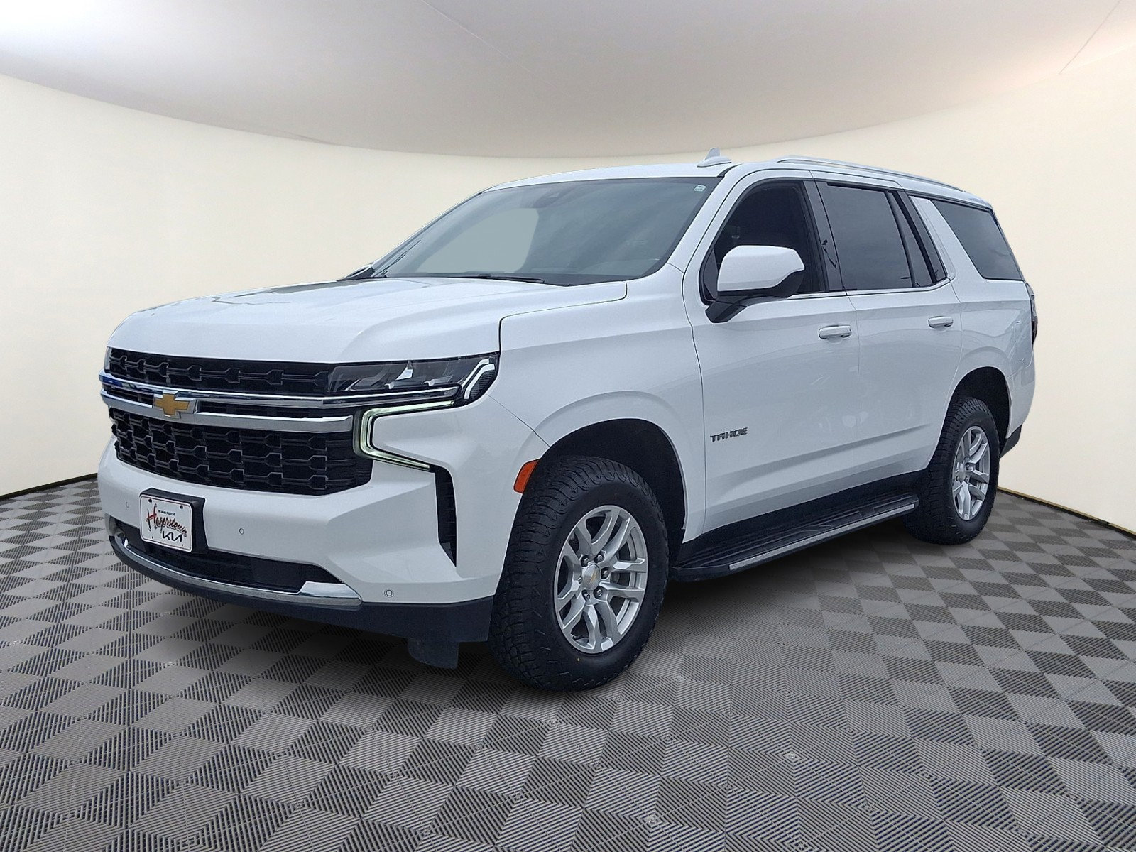Used 2022 Chevrolet Tahoe LS AWD/4WD image 3