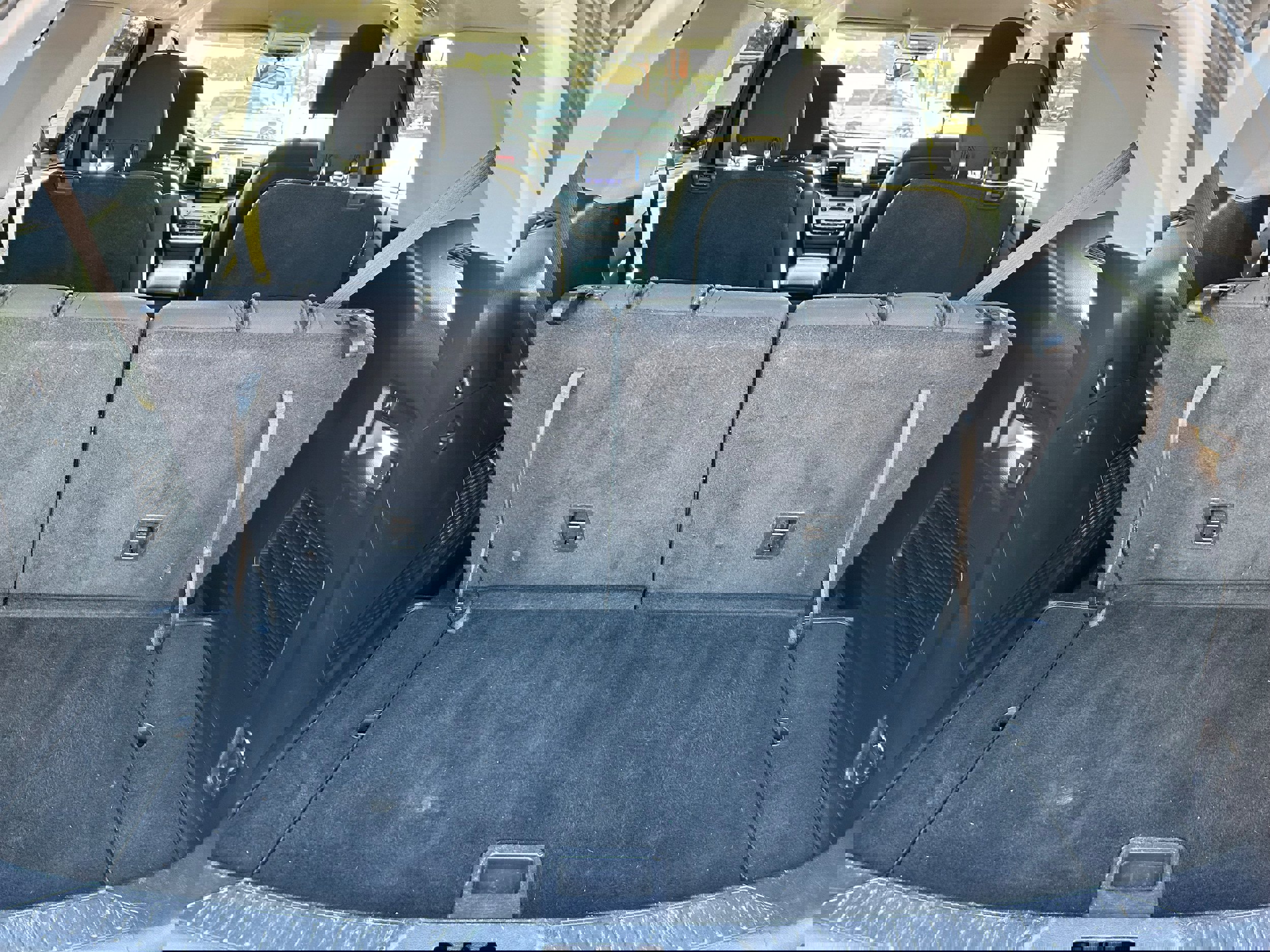 Used 2020 Ford Explorer XLT image 5