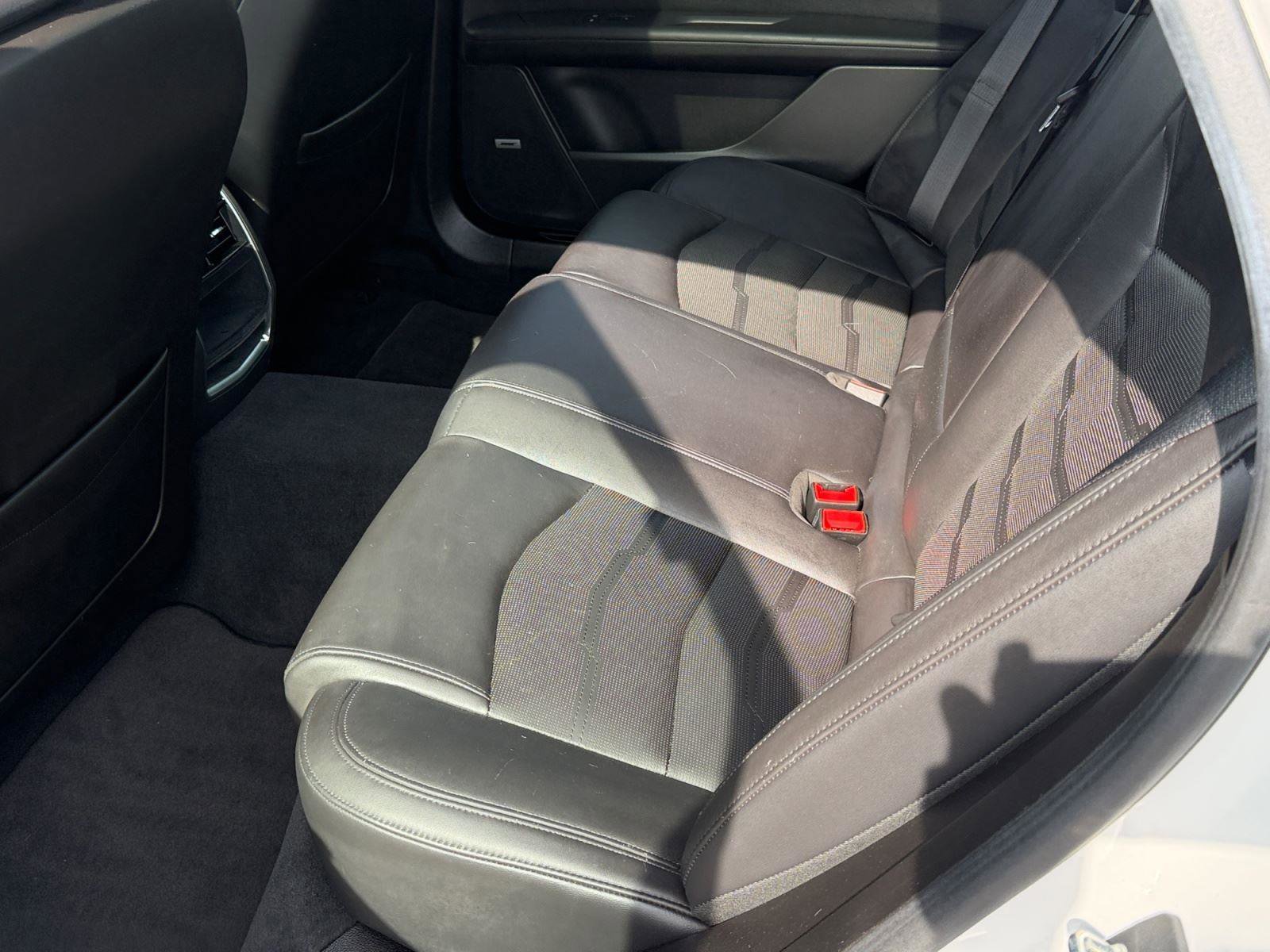 Used 2018 Cadillac CT6 Luxury AWD/4WD image 40
