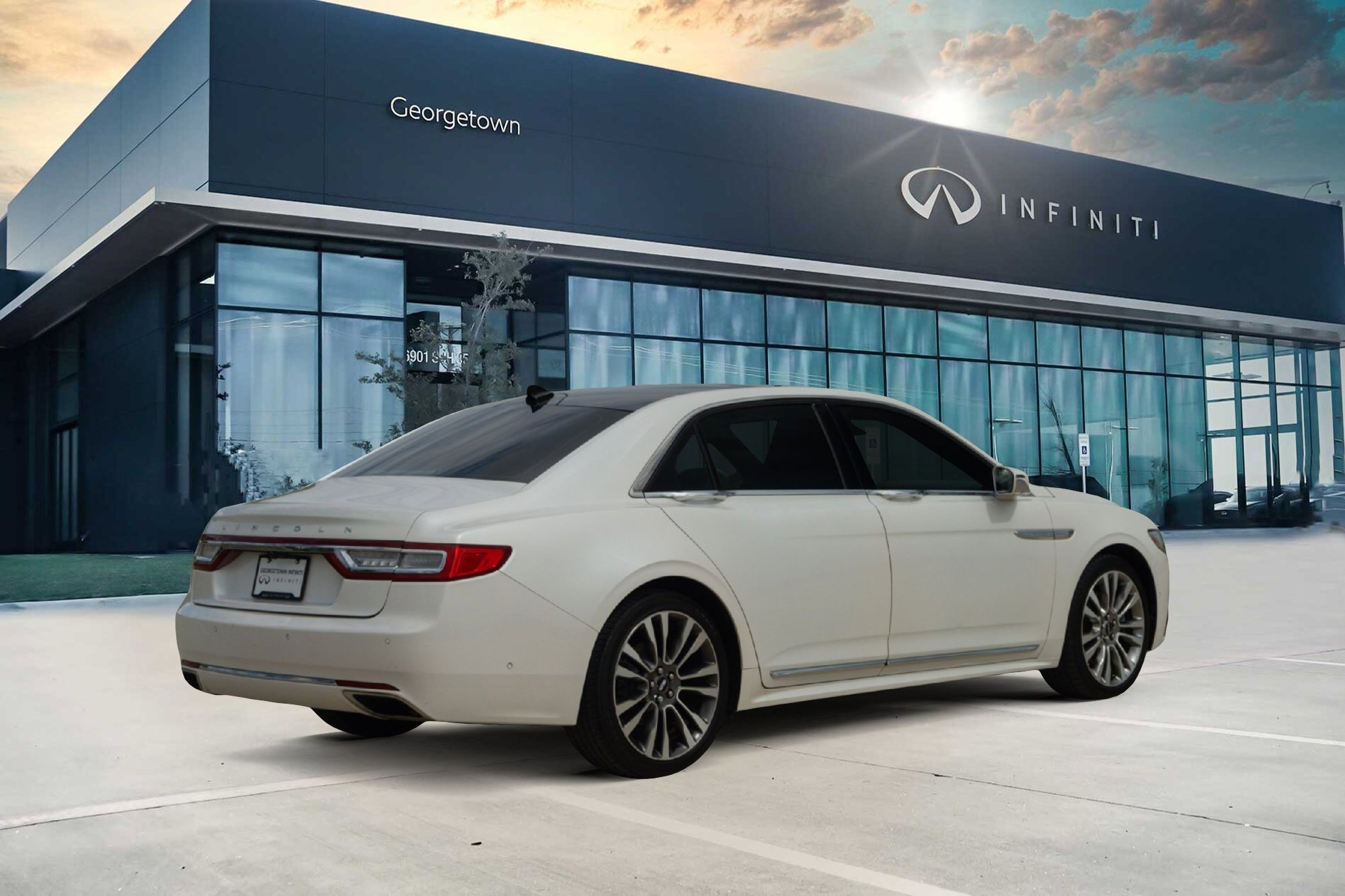 Used 2018 Lincoln Continental Reserve image 4