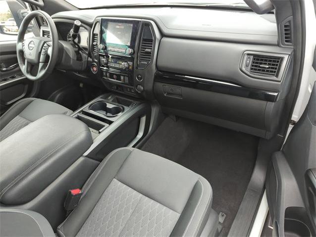 Certified 2023 Nissan Titan SV w/ SV Convenience Package image 18