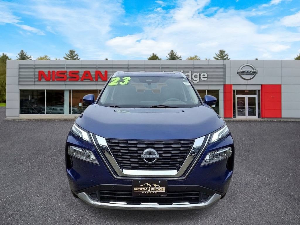 Certified 2023 Nissan Rogue Platinum AWD/4WD image 2