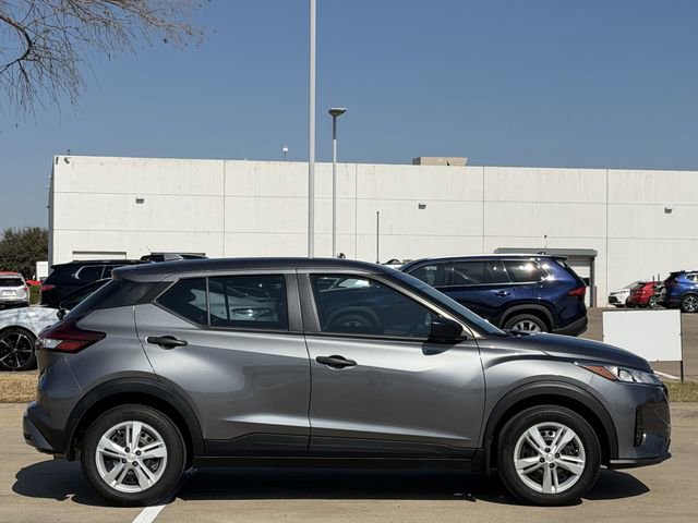 Used 2024 Nissan Kicks S image 3