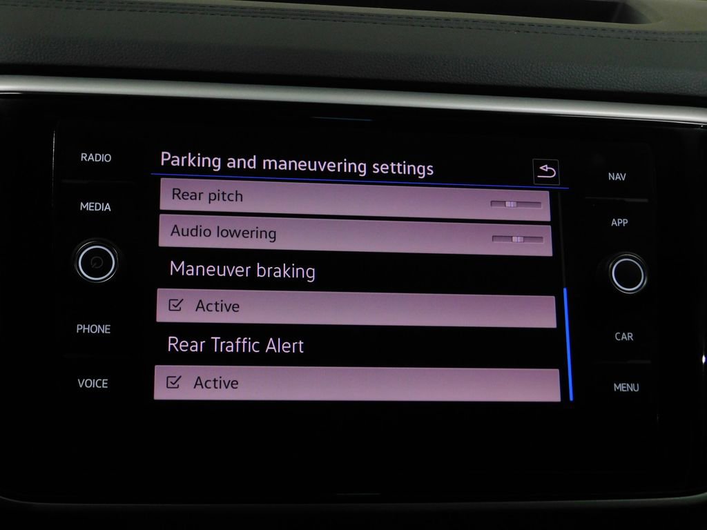 Used 2023 Volkswagen Atlas Cross Sport SEL Premium R-Line image 65