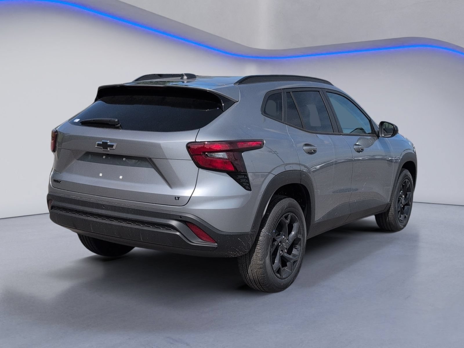 New 2026 Chevrolet Trax LT w/ Driver Confidence Package FWD image 3