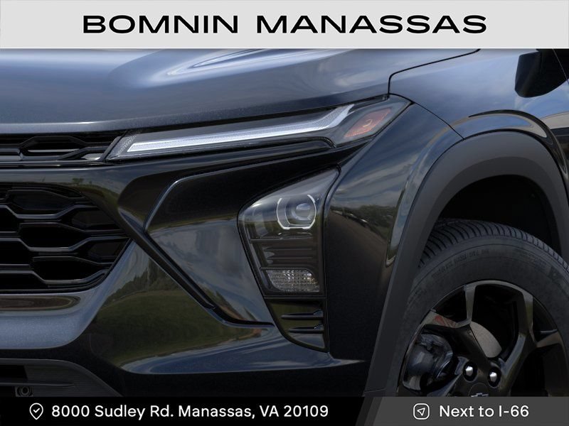 New 2026 Chevrolet Trax LT w/ Midnight Edition FWD image 10