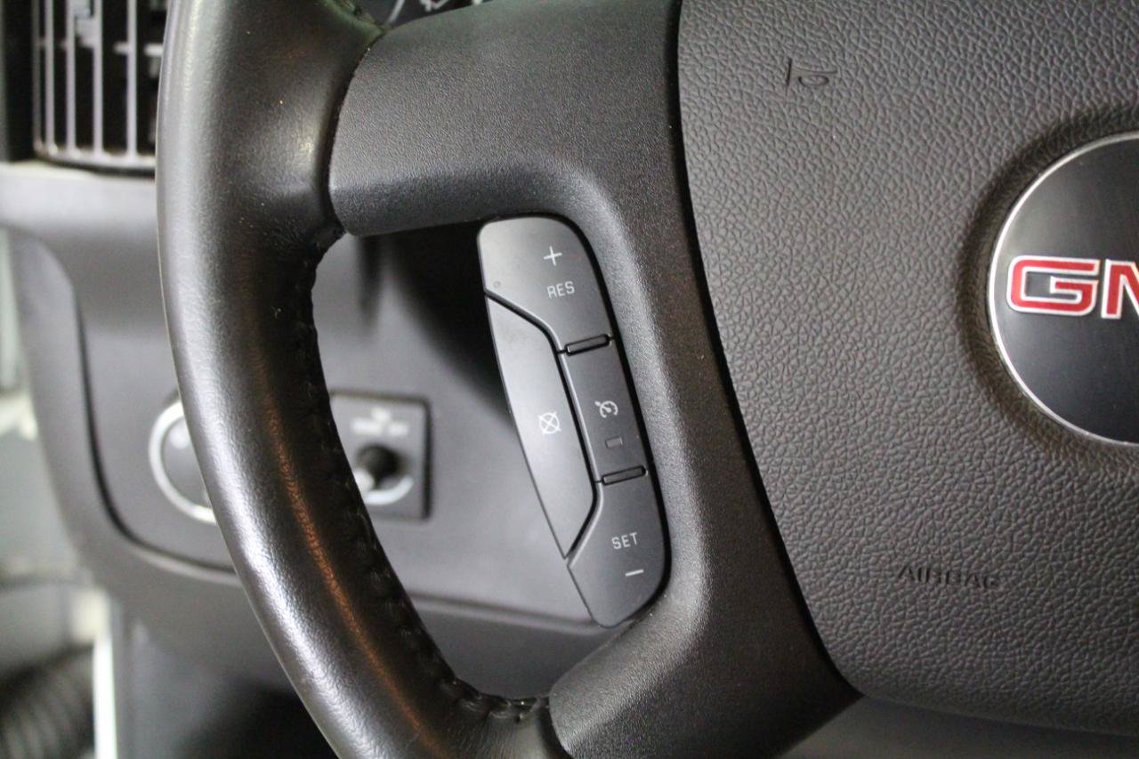 Used 2021 GMC Savana 2500 w/ Enhanced Convenience Package RWD image 9