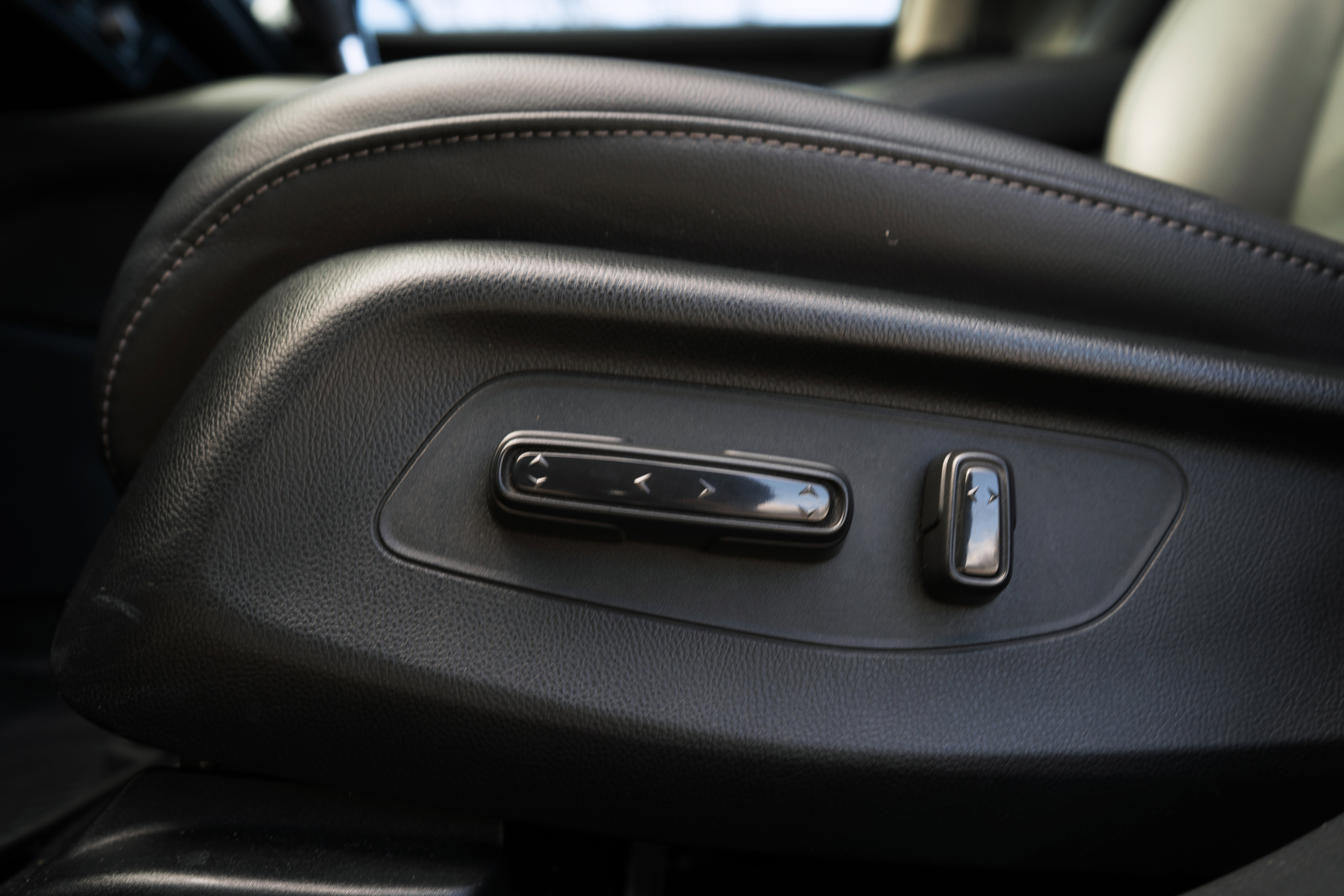 Certified 2024 Honda HR-V EX-L image 43