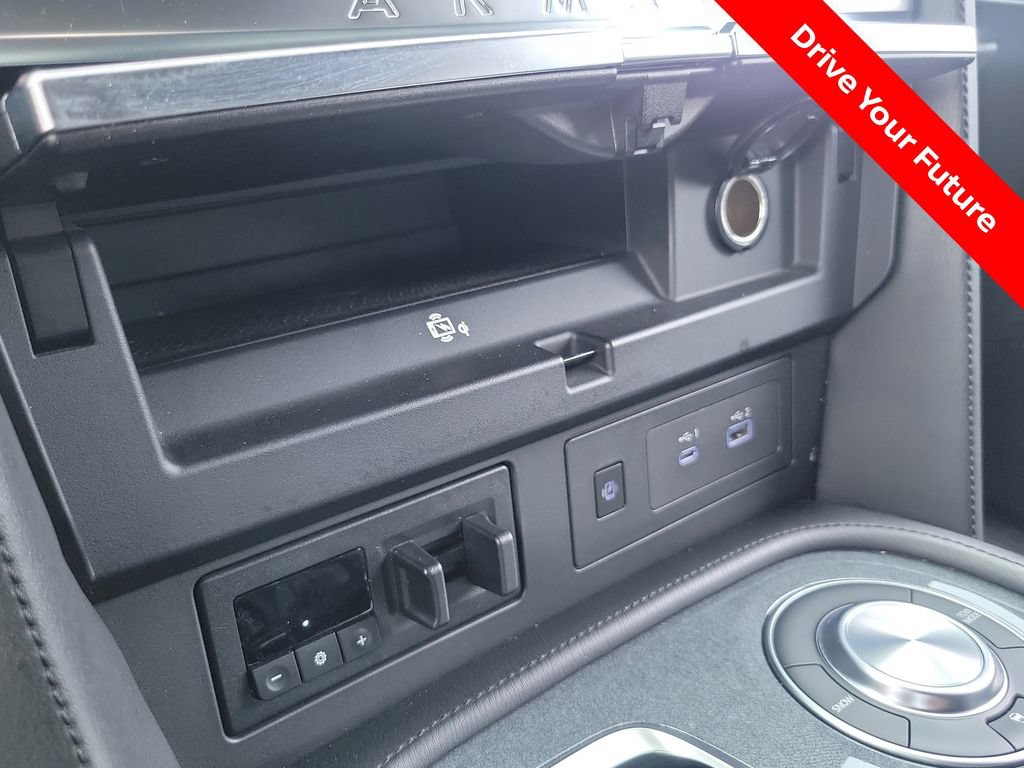 Certified 2021 Nissan Armada SL w/ Midnight Edition Package RWD image 12
