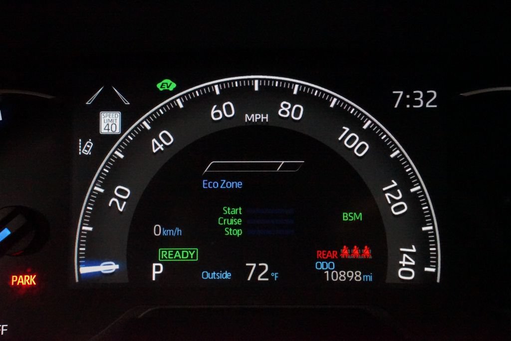 Certified 2025 Toyota RAV4 LE AWD/4WD image 16