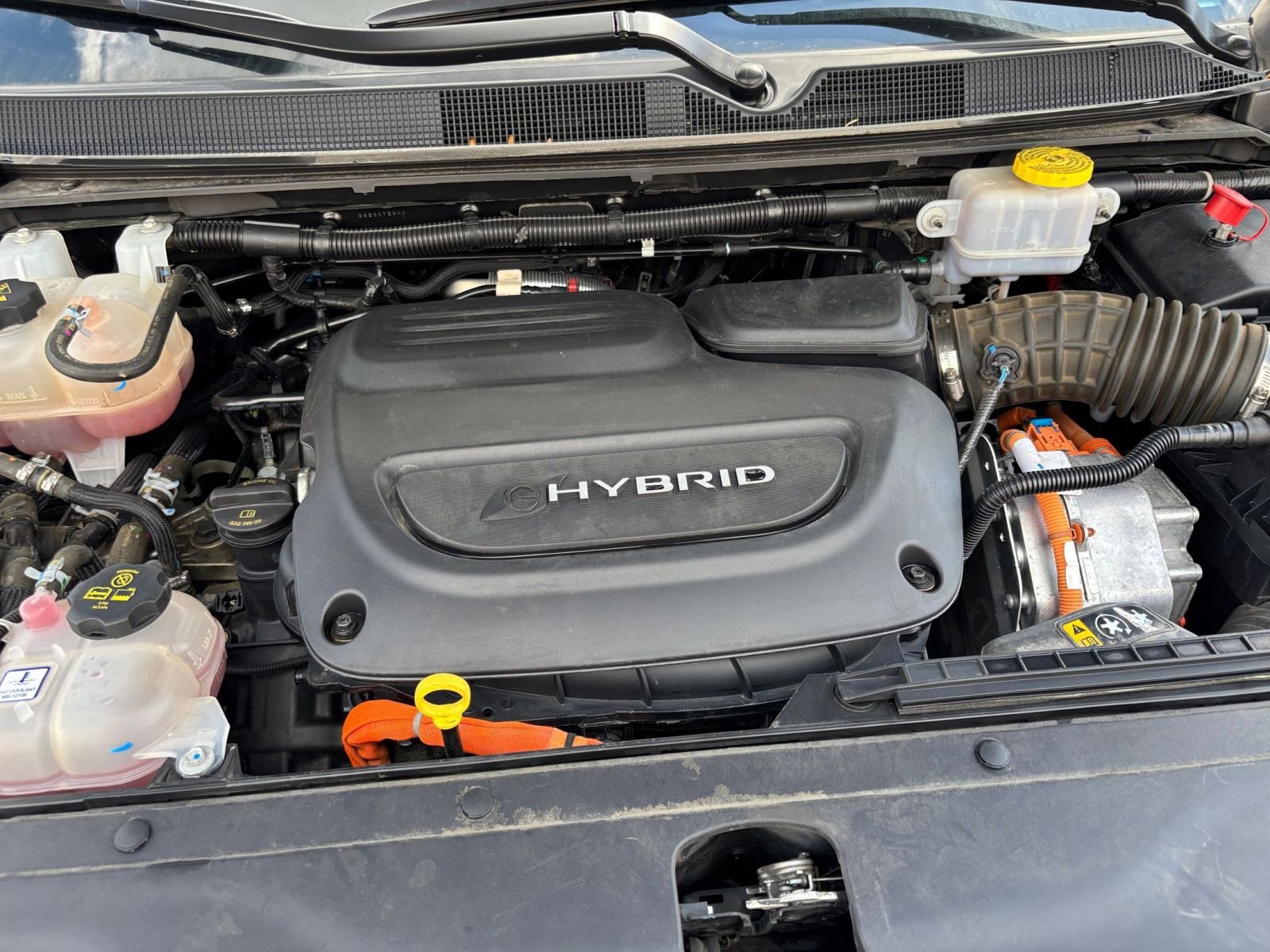 Used 2023 Chrysler Pacifica Touring-L FWD image 35
