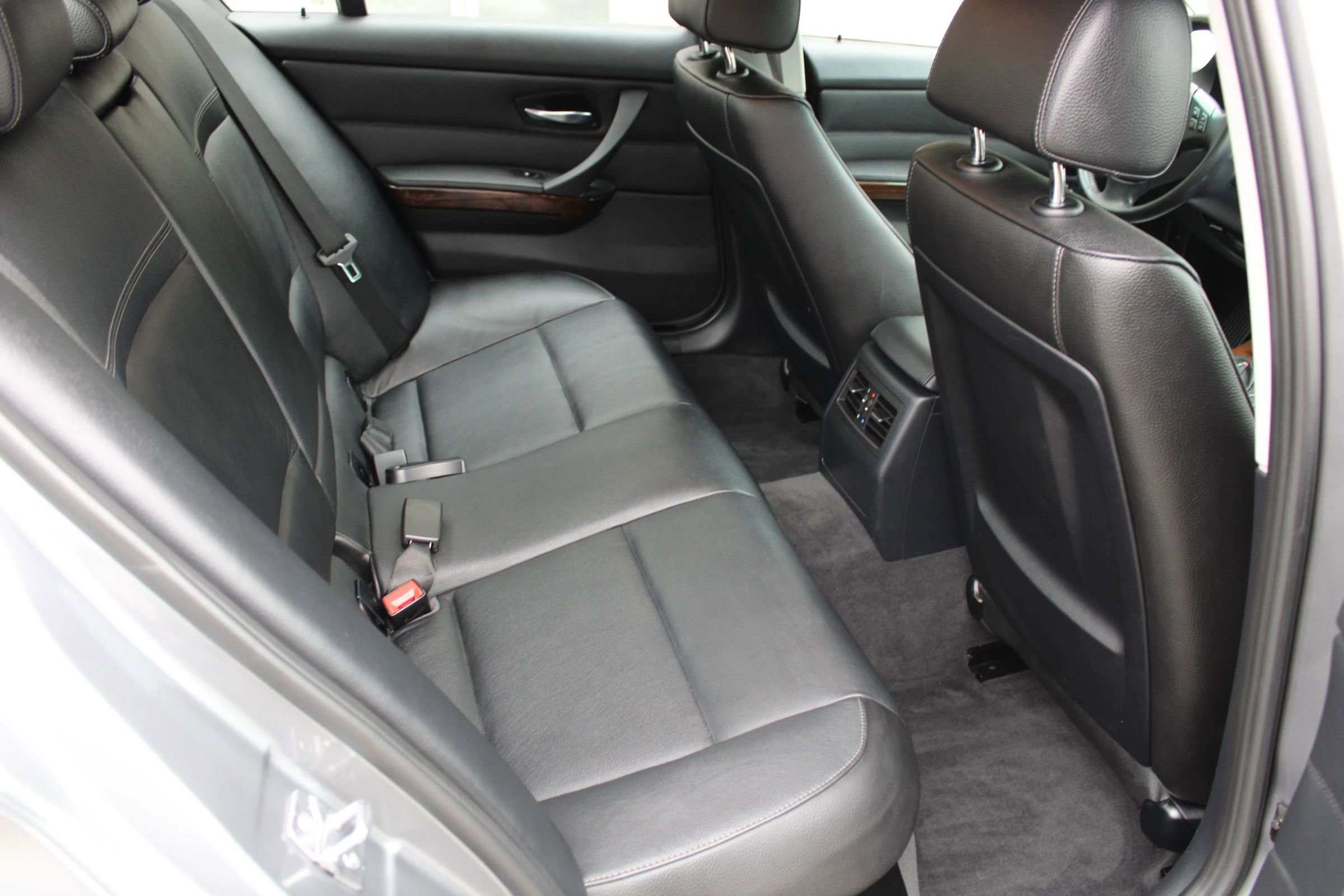 Used 2011 BMW 328i xDrive Sedan w/ Premium Pkg image 19