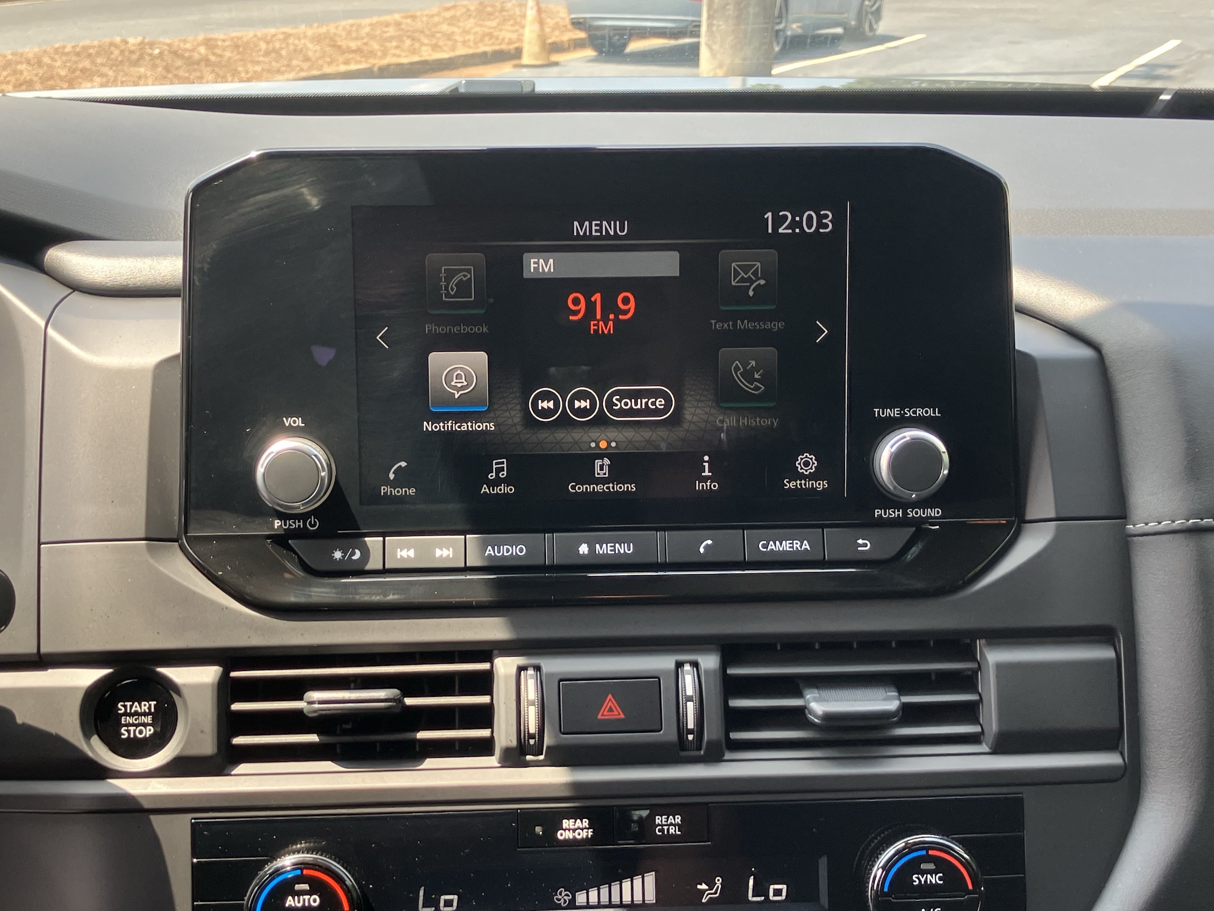 Used 2025 Nissan Pathfinder S FWD image 26