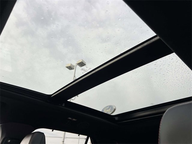 Certified 2025 Ford Explorer ST image 26