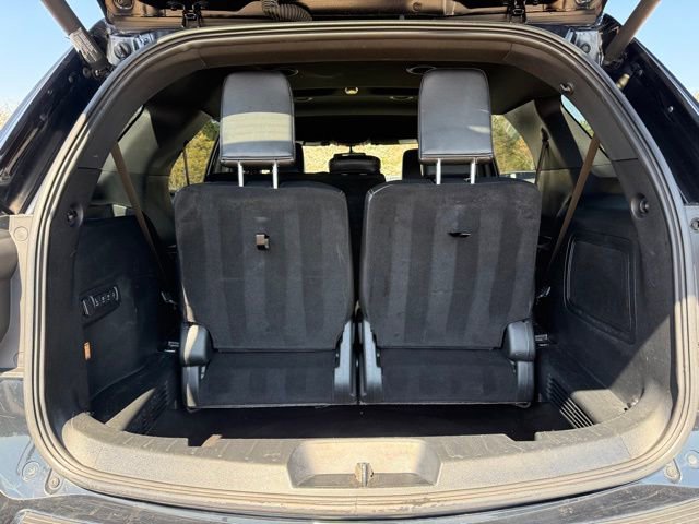 Used 2018 Ford Explorer Limited image 33
