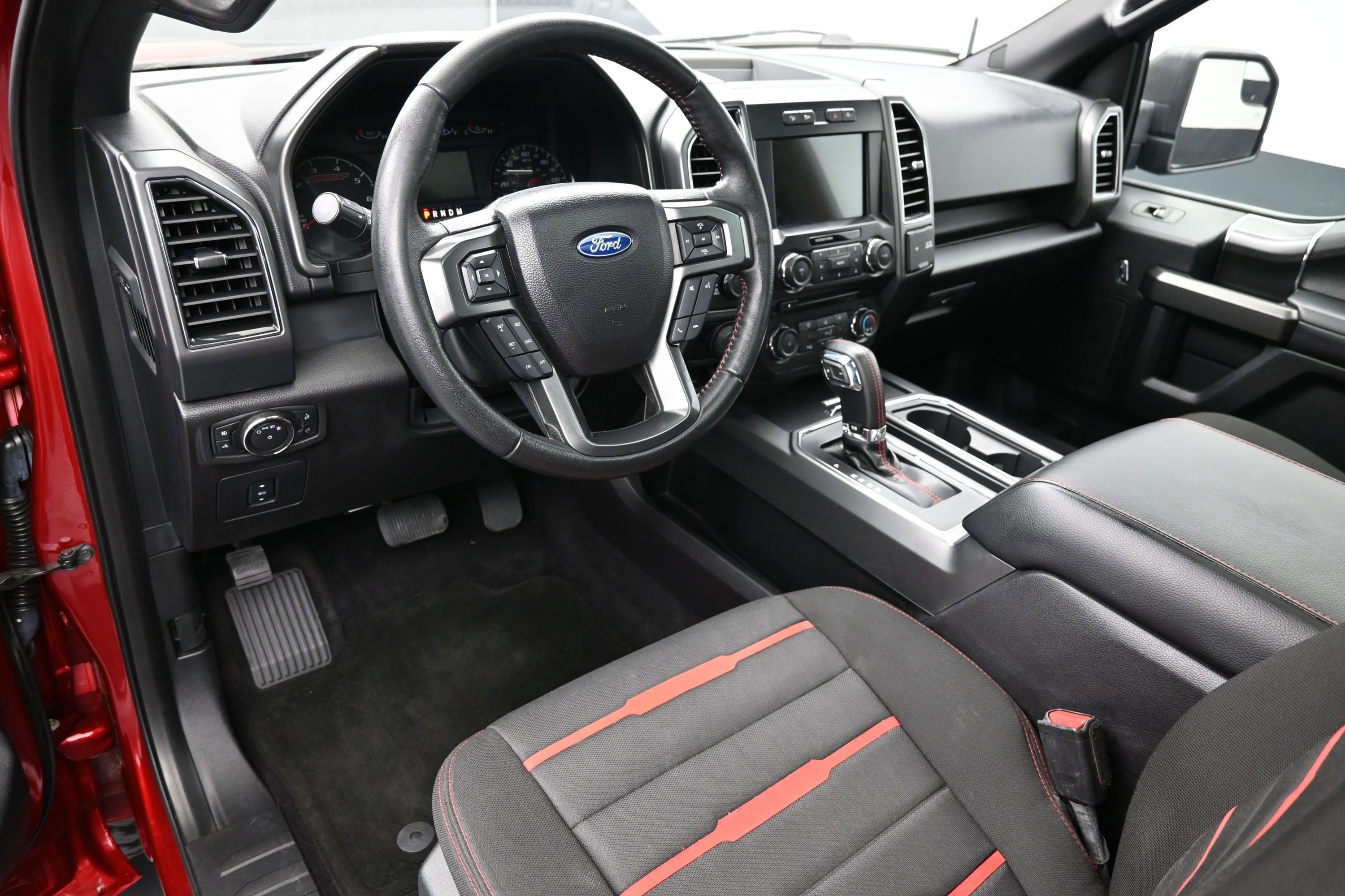 Used 2017 Ford F150 XLT w/ Equipment Group 302A Luxury AWD/4WD image 21