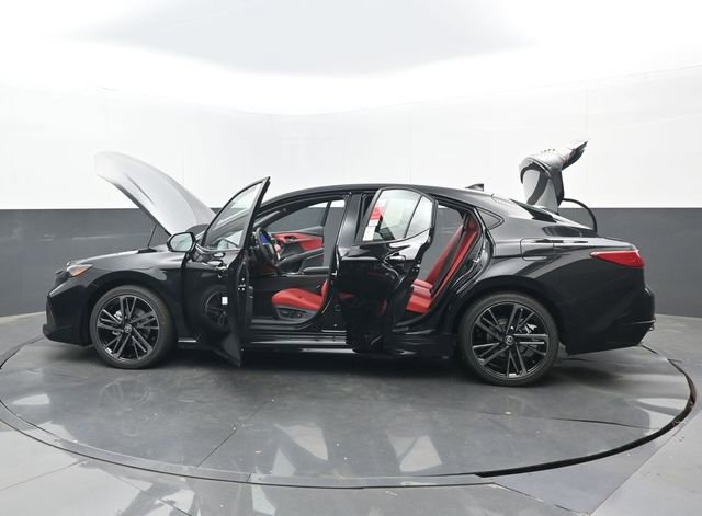 New 2026 Toyota Camry XSE FWD image 32