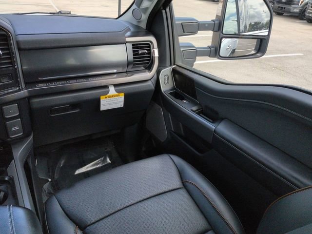 Certified 2026 Ford F450 Lariat w/ Chrome Package image 17