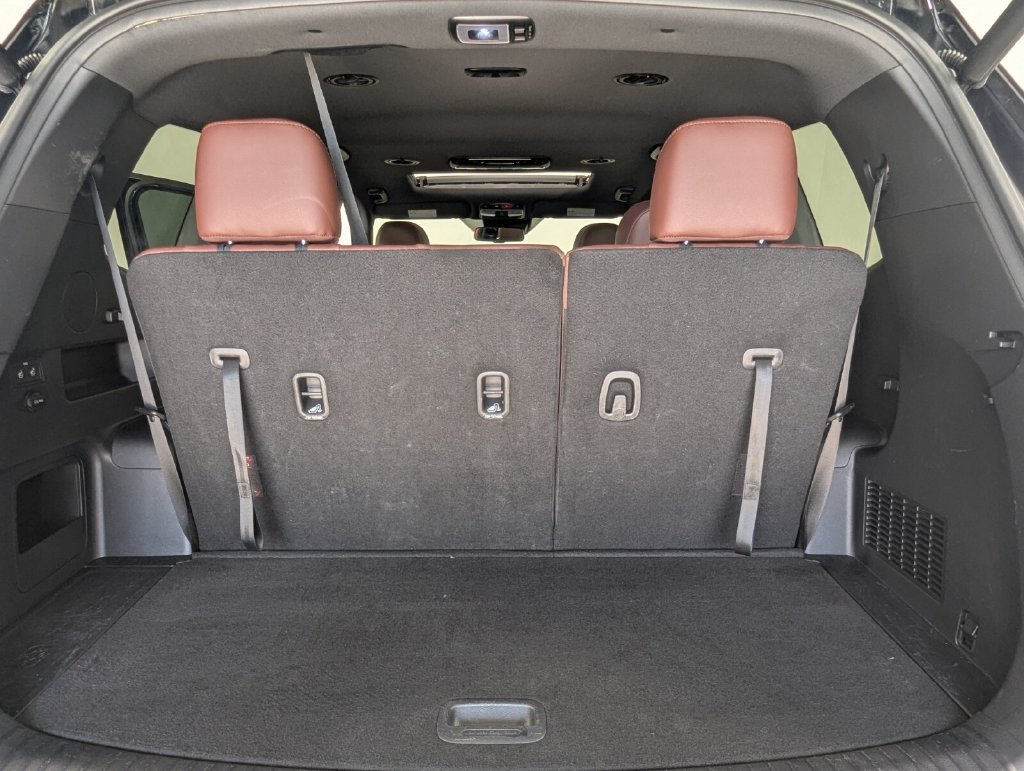 Used 2024 Kia Telluride EX w/ EX Captain's Chair Package FWD image 26