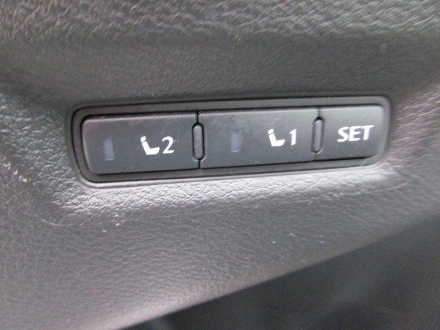 Used 2015 Nissan Murano SL w/ SL Technology Package image 18