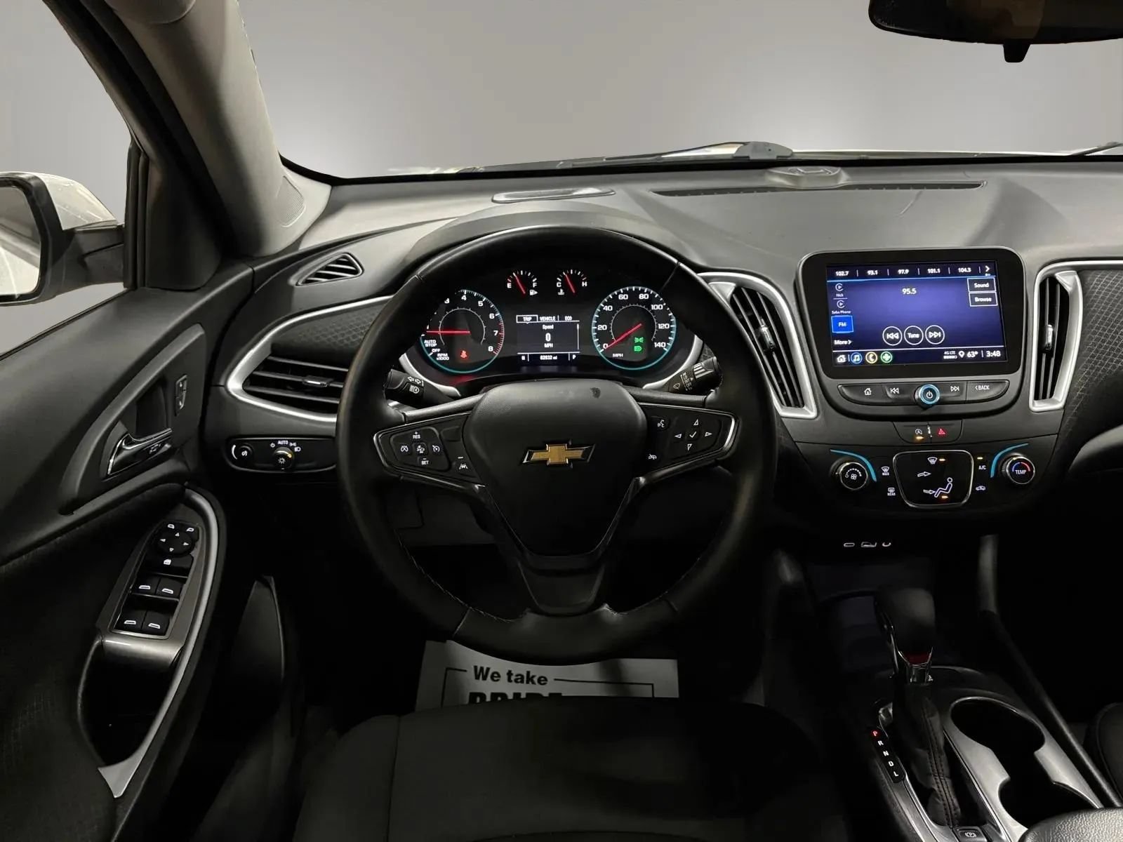 Used 2023 Chevrolet Malibu RS FWD image 17
