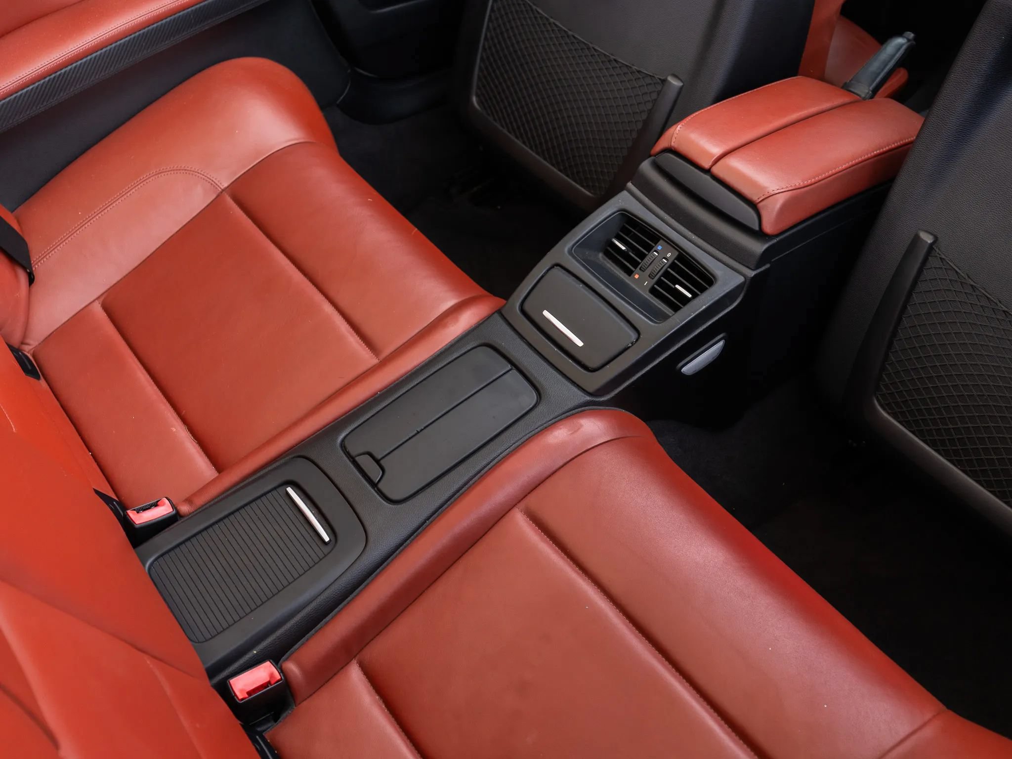 Used 2013 BMW M3 Convertible RWD image 35