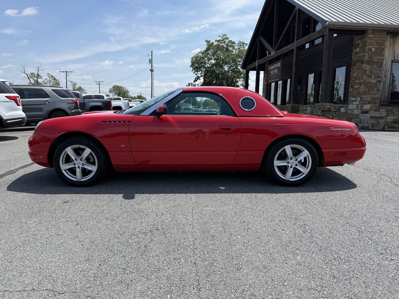Used 2002 Ford Thunderbird RWD image 3