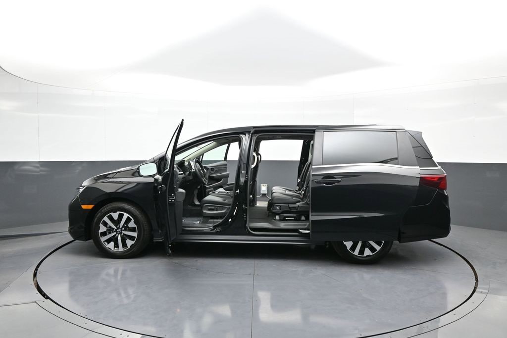 Certified 2025 Honda Odyssey EX-L image 45