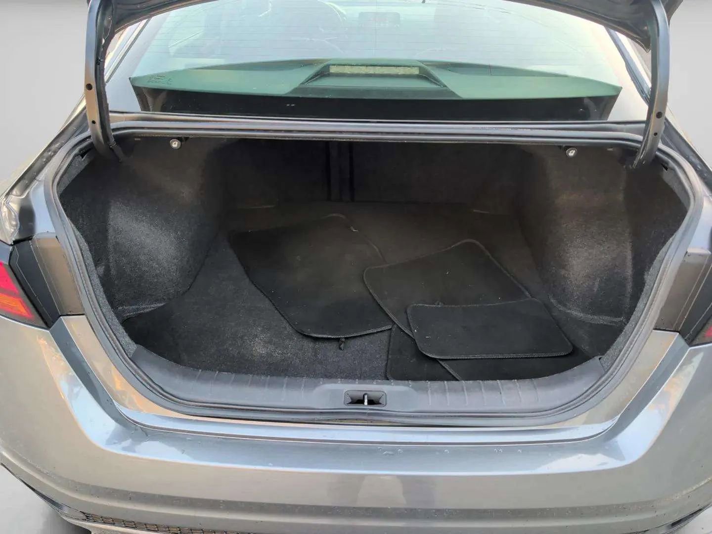 Used 2022 Nissan Altima 2.5 S FWD image 32