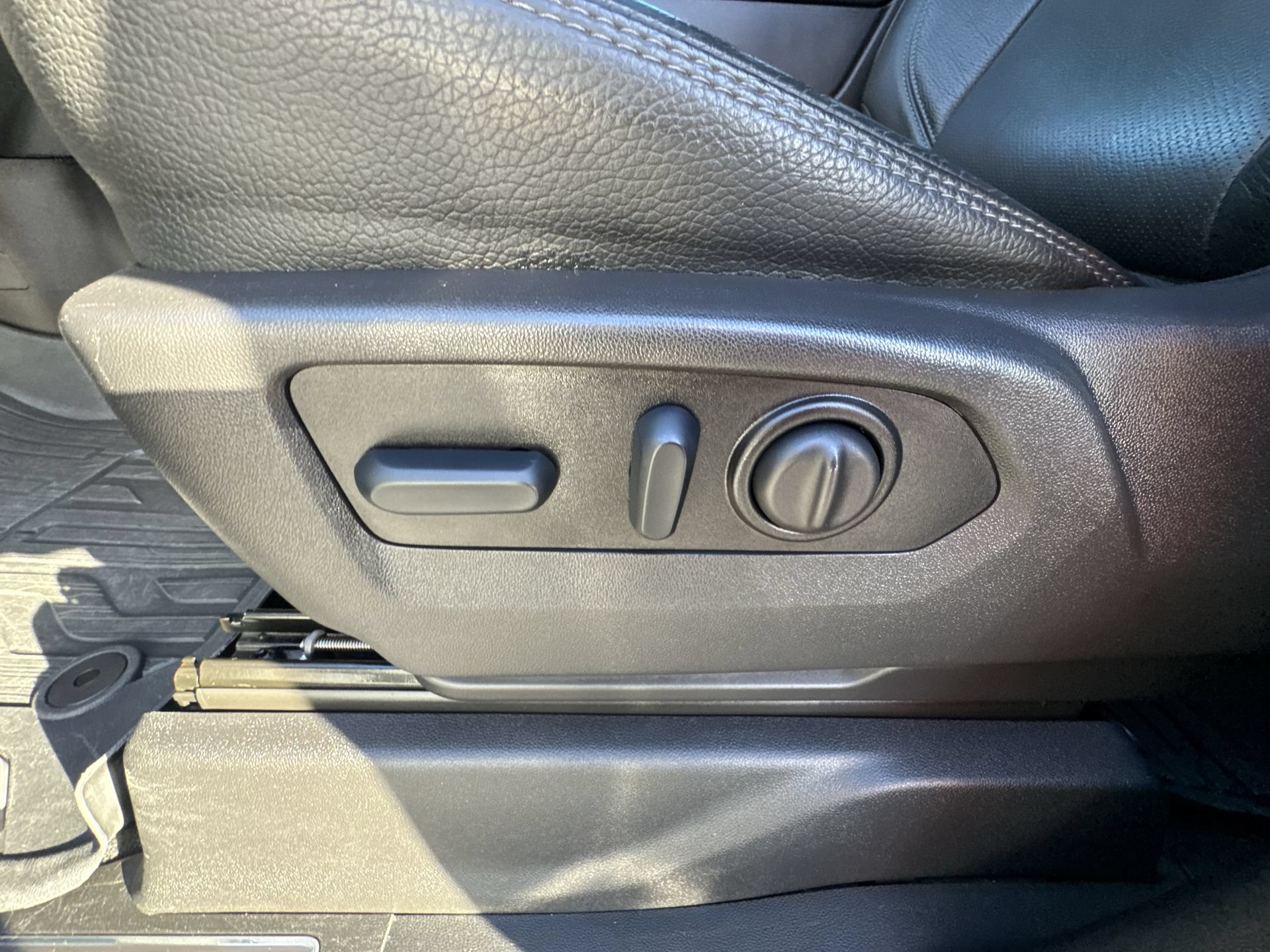 Certified 2023 GMC Sierra 2500 Denali AWD/4WD image 14