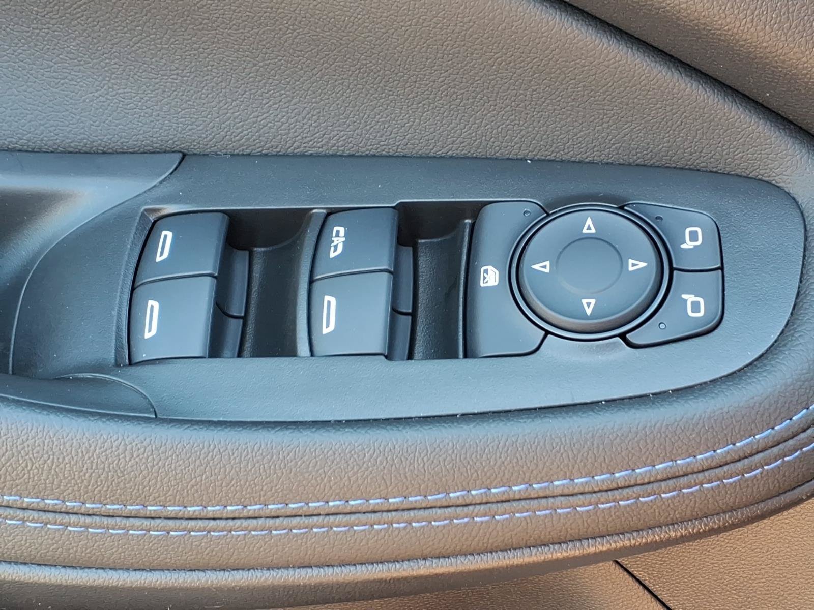 Used 2025 Buick Encore GX Sport Touring w/ Comfort Package FWD image 24