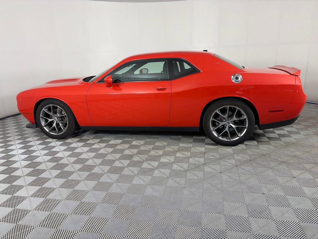 Used 2022 Dodge Challenger GT RWD image 4