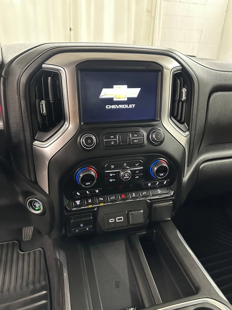 Used 2020 Chevrolet Silverado 2500 LTZ w/ LTZ Premium Package AWD/4WD image 18