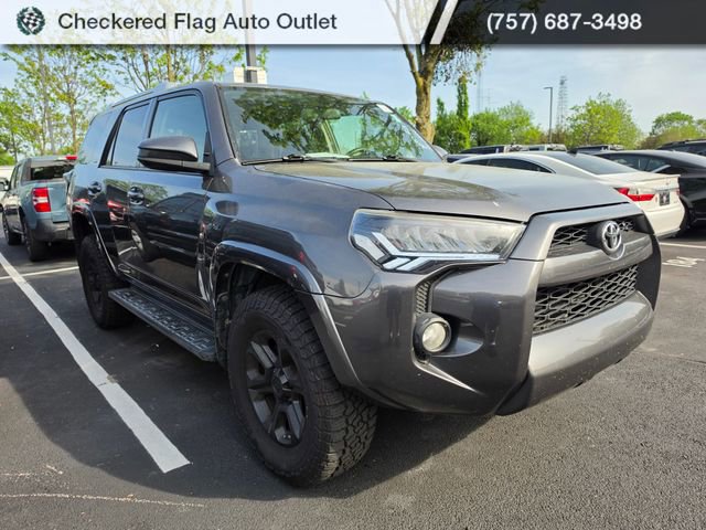 Used 2017 Toyota 4Runner SR5 image 3