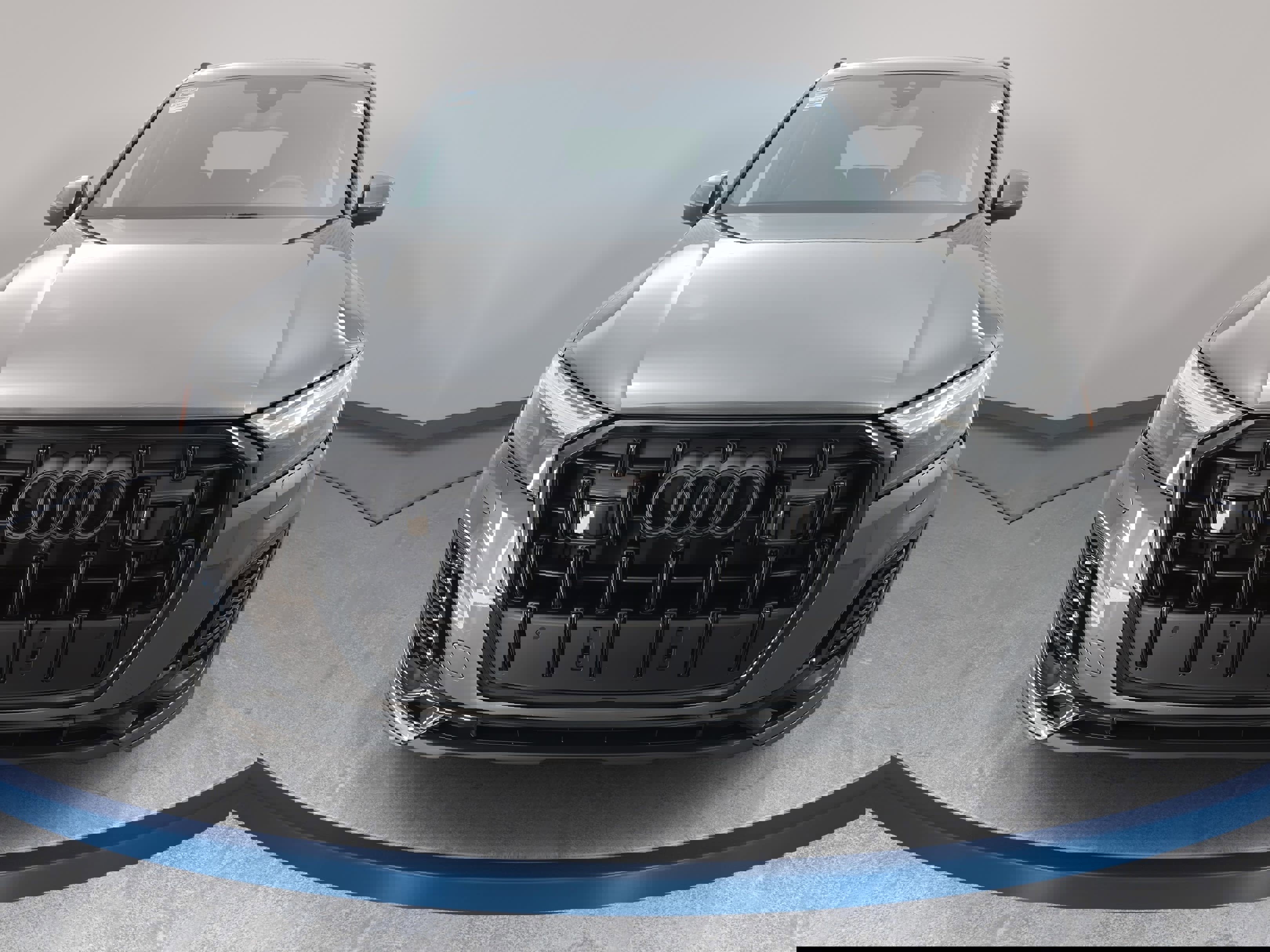 Used 2025 Audi Q7 2.0T Premium w/ Convenience Plus Package image 2