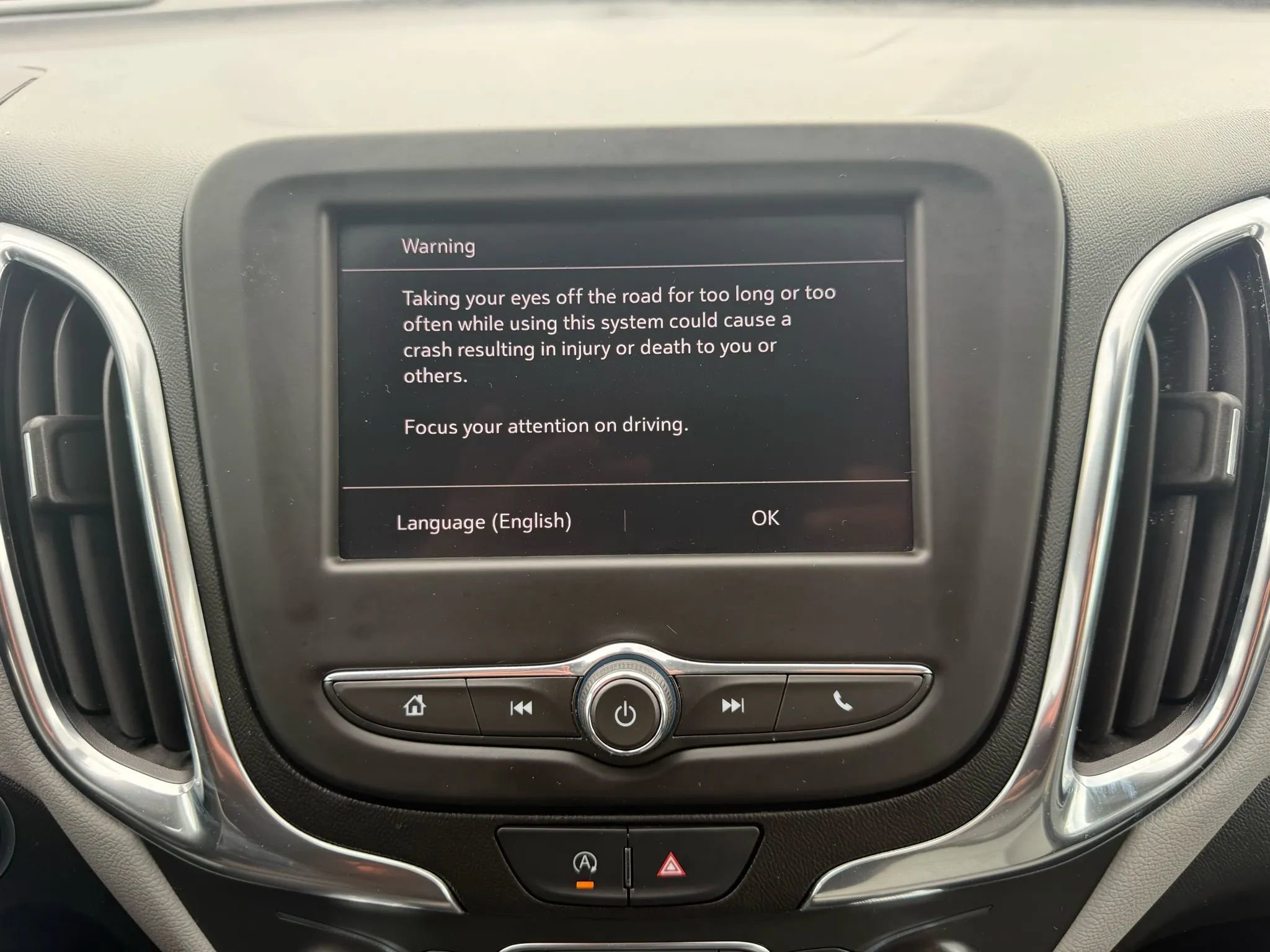 Used 2022 Chevrolet Equinox LT image 24