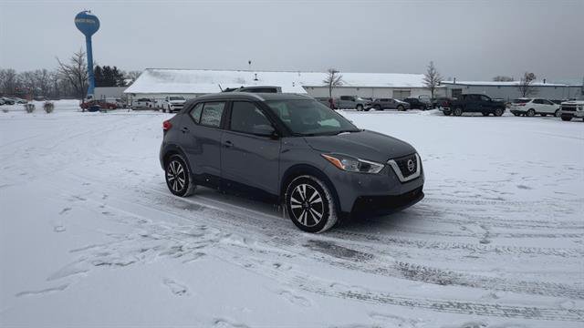 Used 2019 Nissan Kicks SV image 2