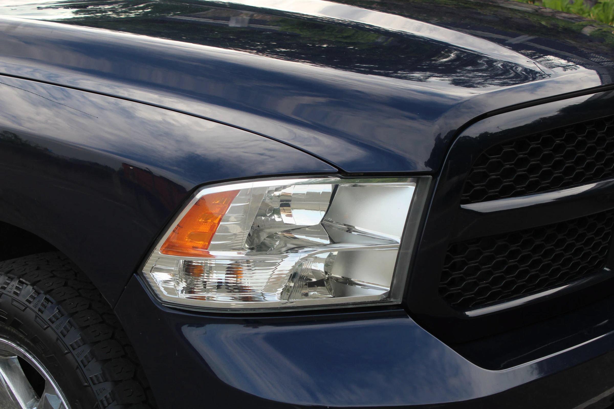 Used 2015 RAM 1500 Express AWD/4WD image 32