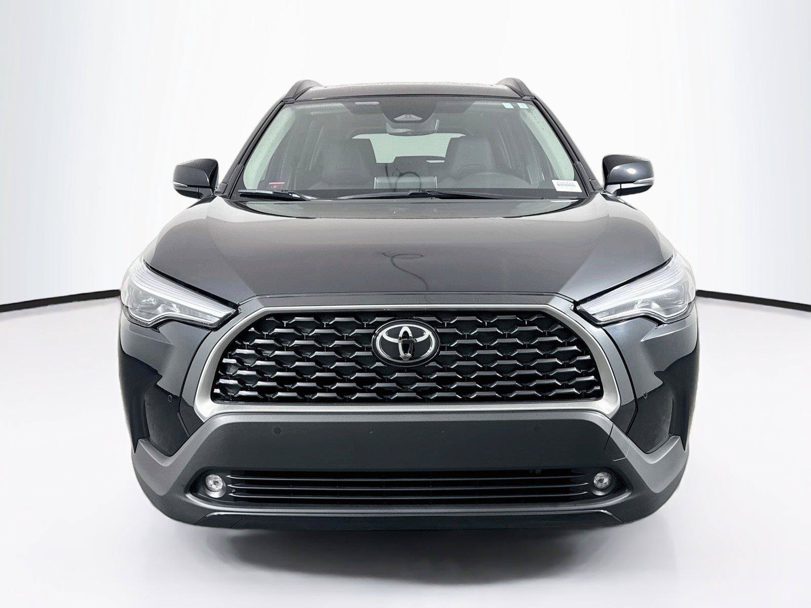 Certified 2025 Toyota Corolla Cross XLE w/ Convenience Package AWD/4WD image 9