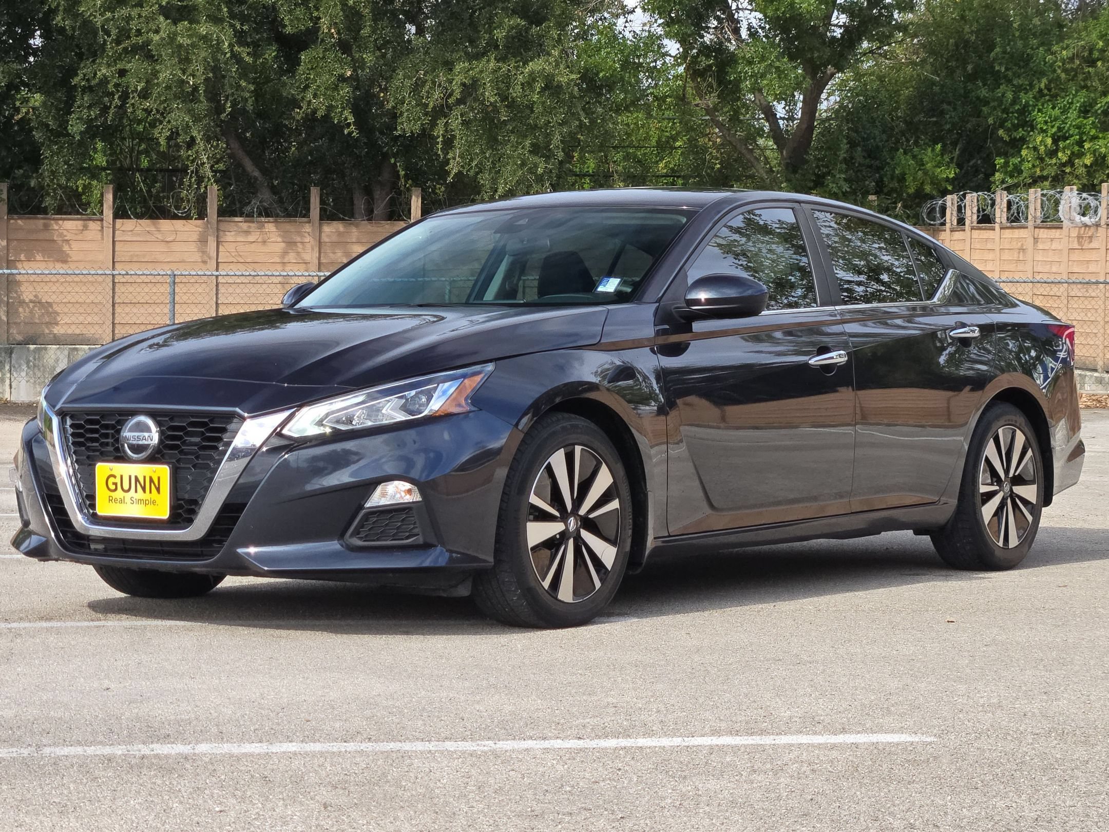 Used 2022 Nissan Altima 2.5 SV FWD image 7