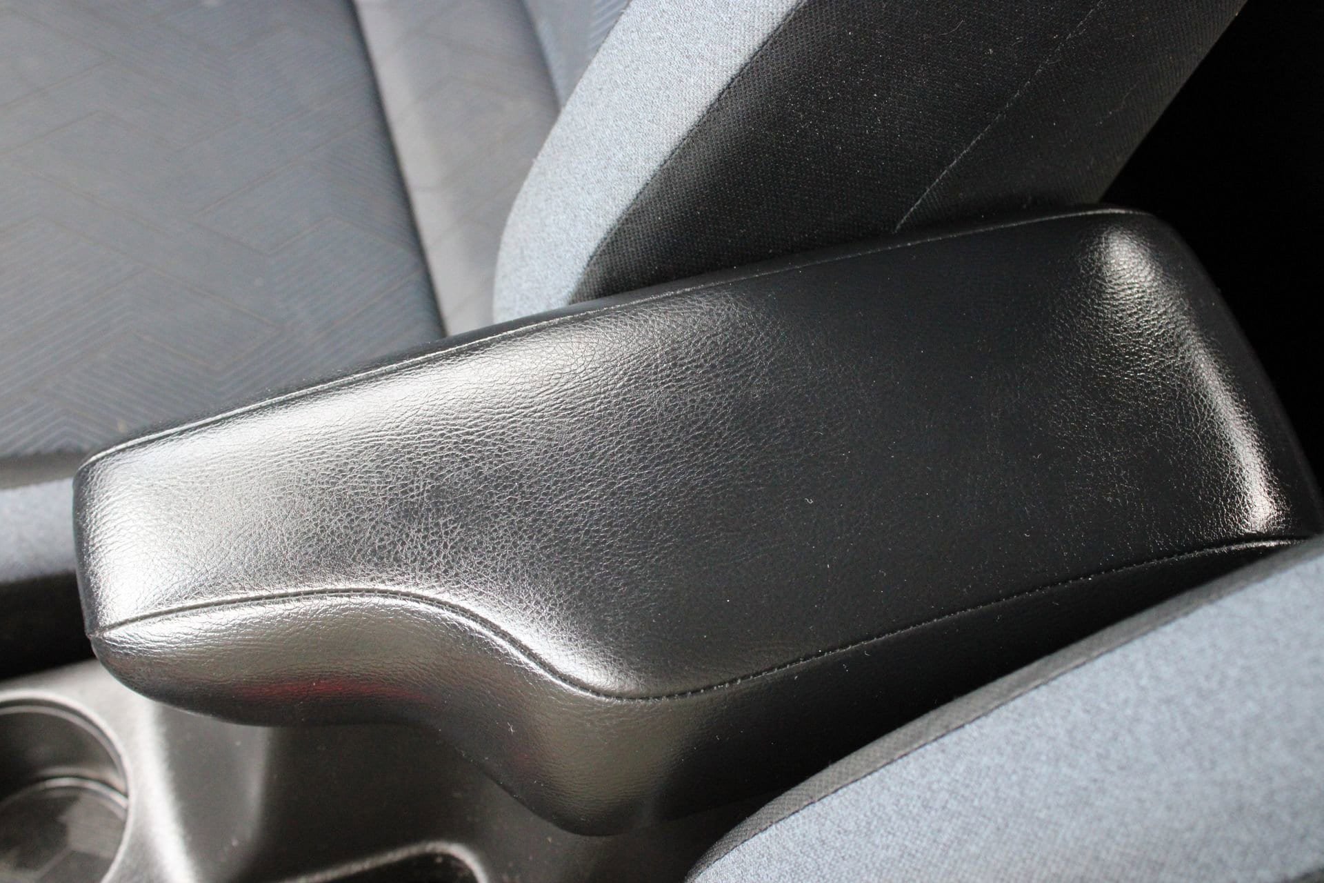 Used 2023 Nissan Versa SV w/ Trunk Package FWD image 39
