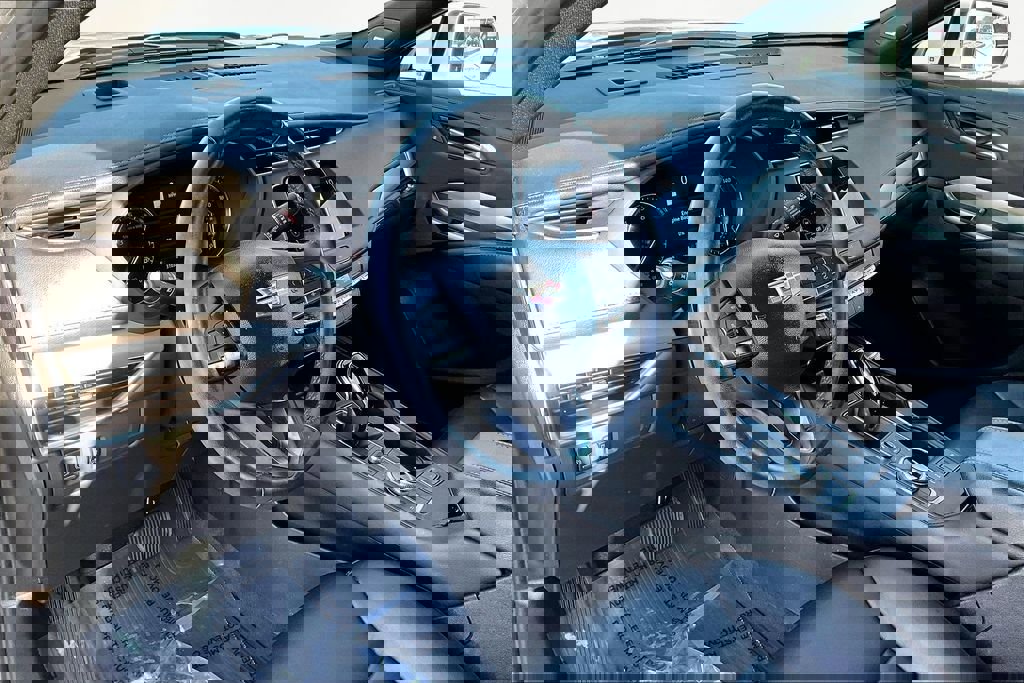 Used 2022 Cadillac XT4 Premium Luxury w/ Enhanced Visibility Package image 14