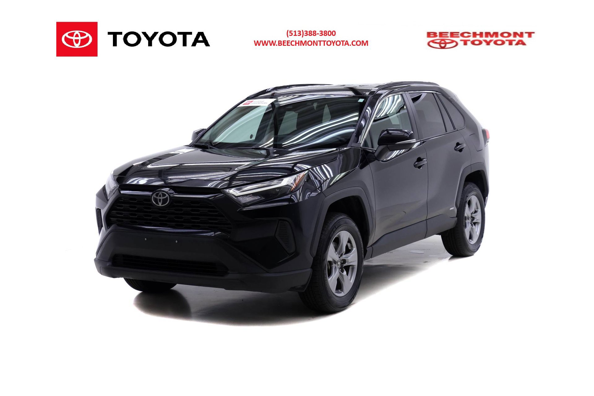 Certified 2025 Toyota RAV4 XLE AWD/4WD image 1