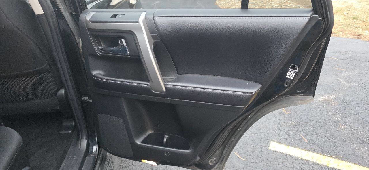 Used 2017 Toyota 4Runner SR5 image 20