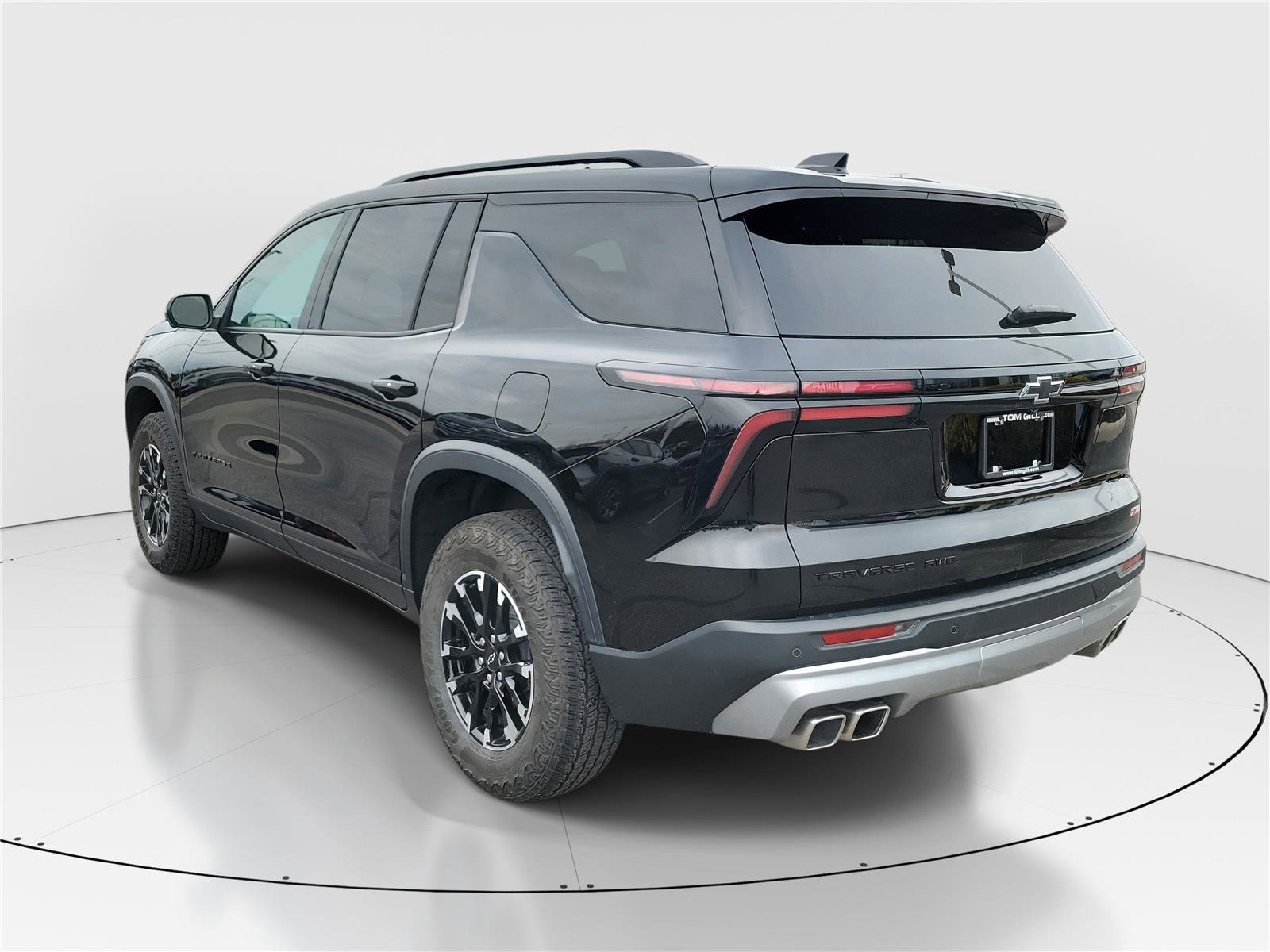 Used 2025 Chevrolet Traverse Z71 w/ Driver Confidence Package AWD/4WD image 3