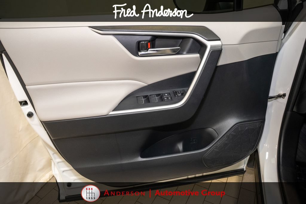 Certified 2023 Toyota RAV4 XLE AWD/4WD image 11