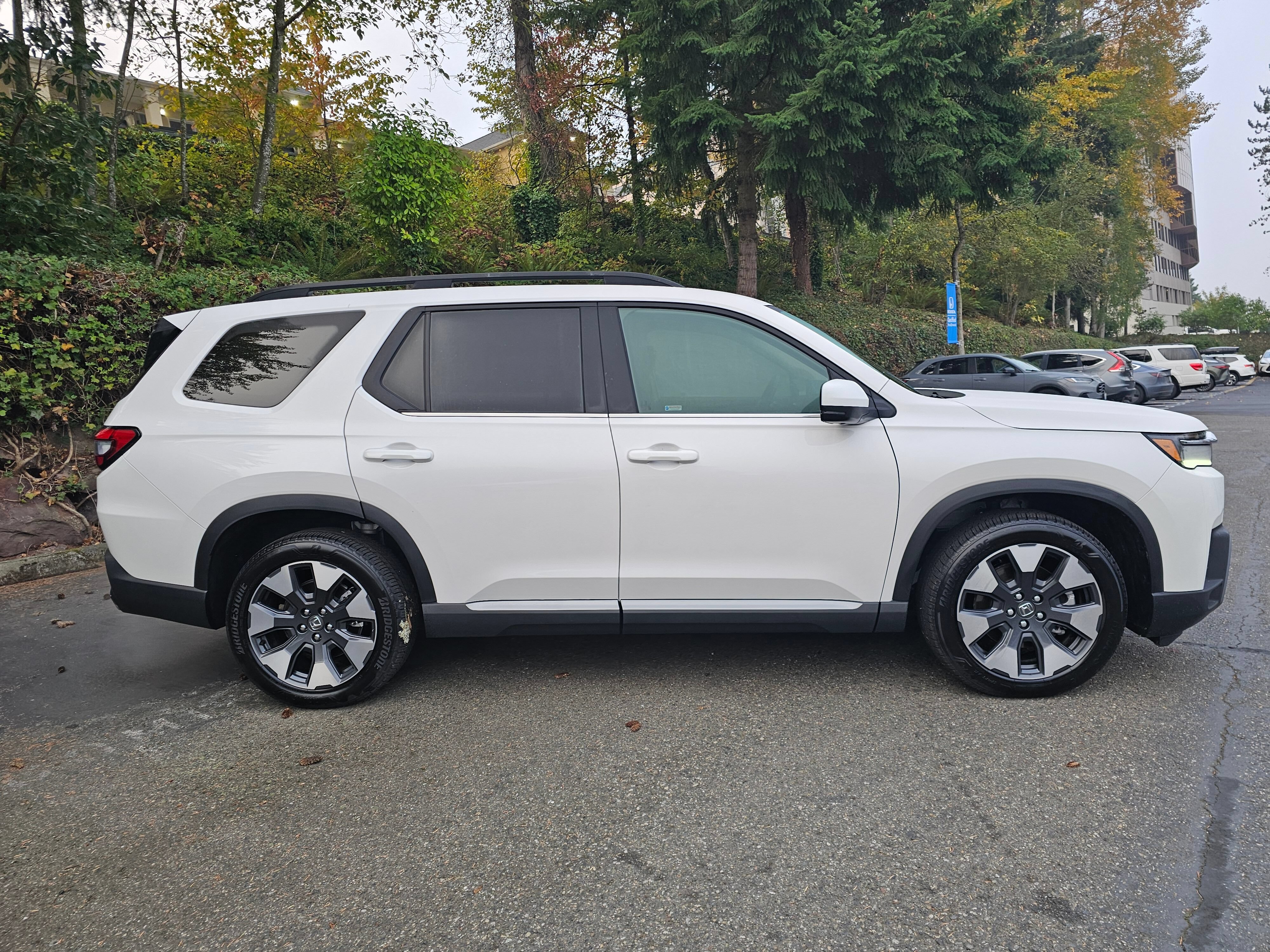 Certified 2026 Honda Pilot Elite image 9
