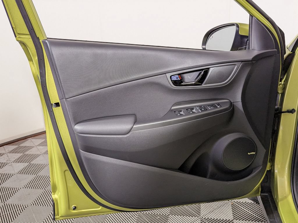 Used 2019 Hyundai Kona Ultimate FWD image 9